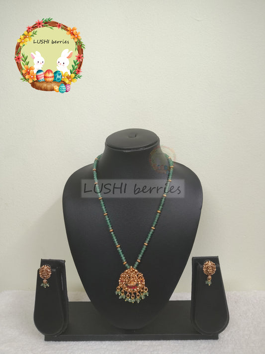 23_Lakshmi Pendant With Green Beads chain