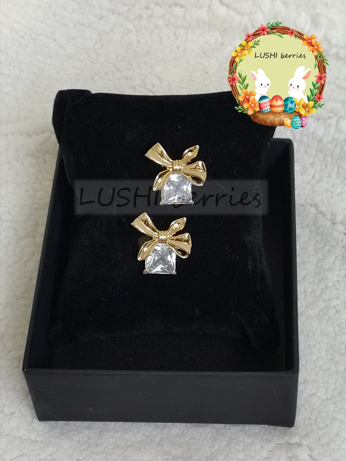 25_Gold Bow with Crystal stone stud