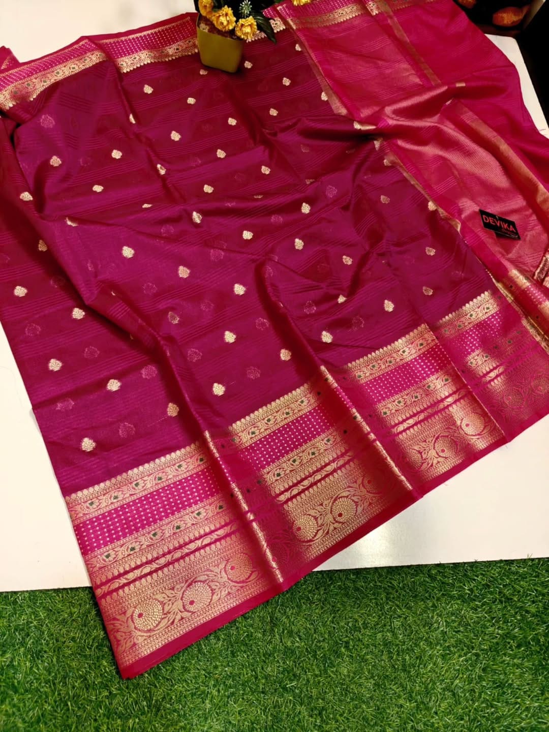 18_Banarasi warm silk soft check silk fab saree