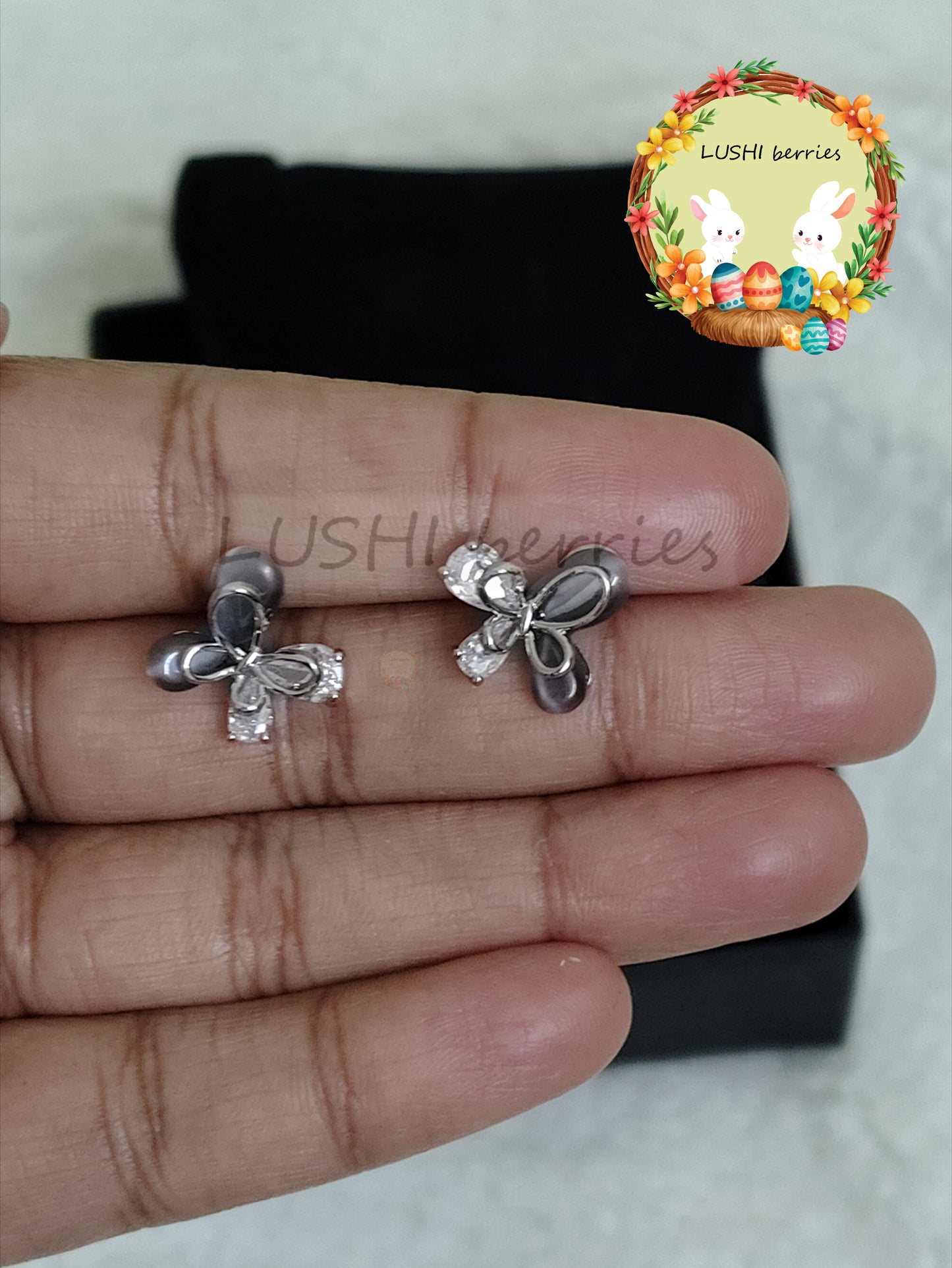 24_Cute Butterfly Stone stud