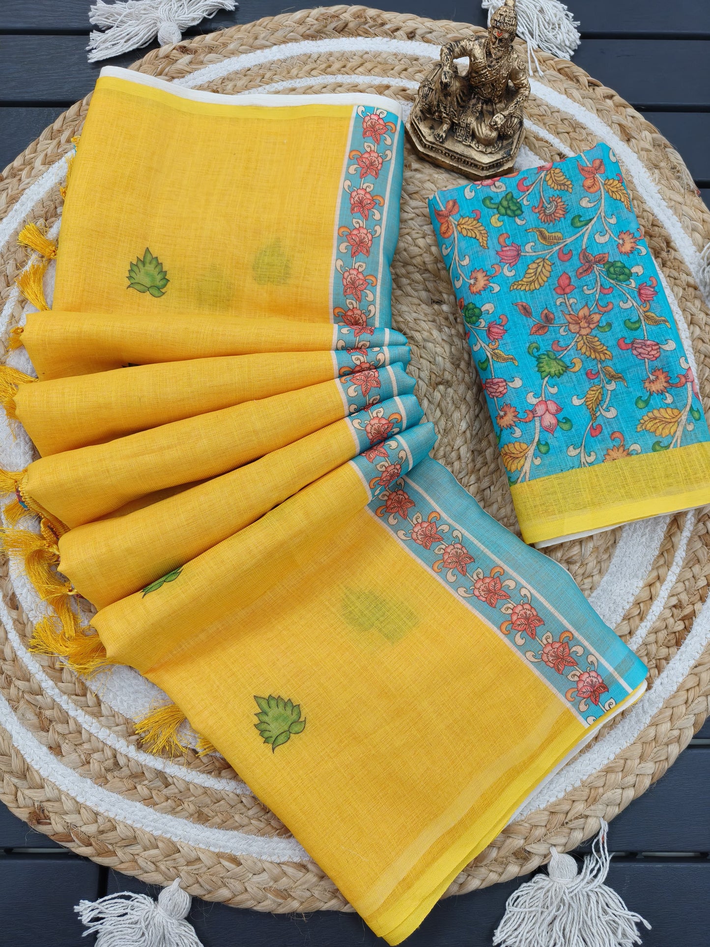 2_Heavy linen  blooming saree With Kalamkari digital print