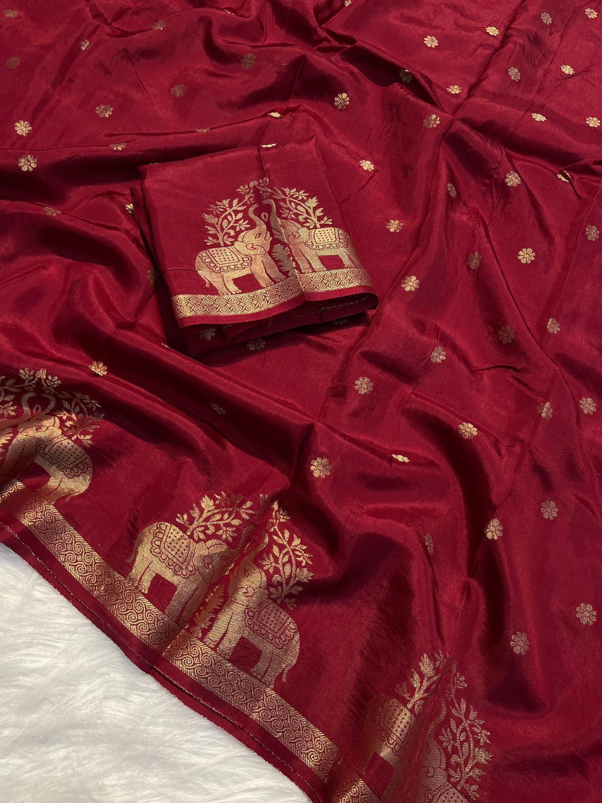 3_Pure Muslin Silk Saree With Running Blouse
