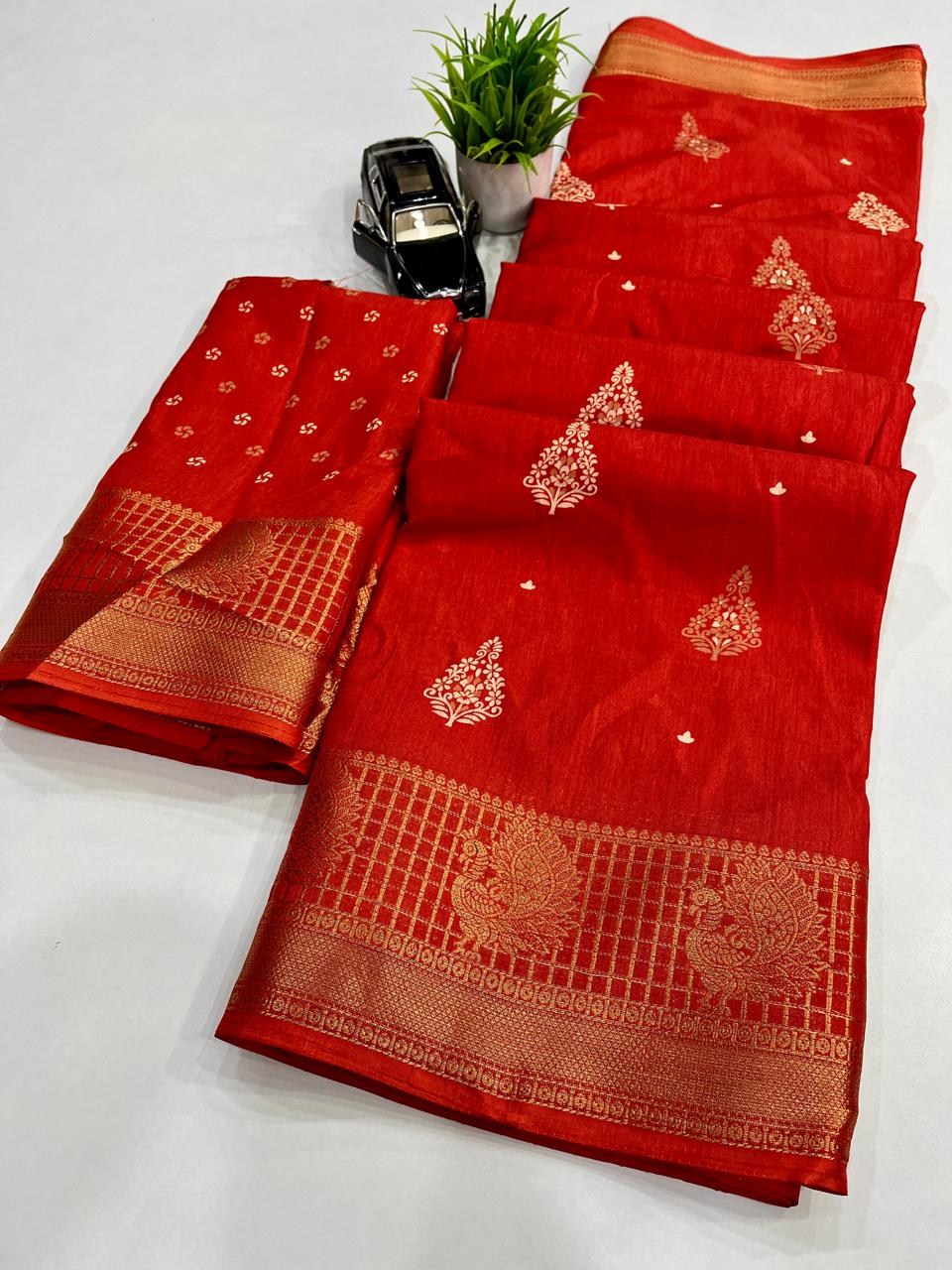 10_Soft dola fabric with jecard border