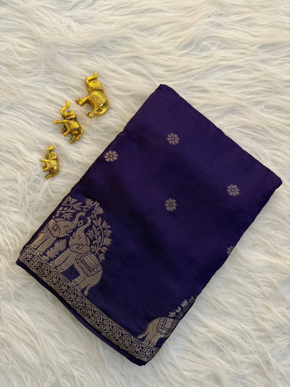 29_Pure Muslin Silk Saree With Running Blouse