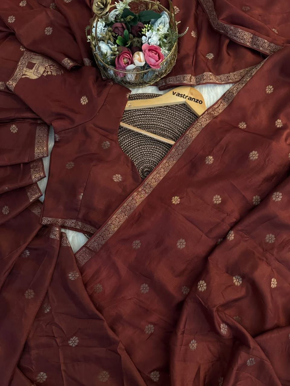 29_Pure Muslin Silk Saree With Running Blouse