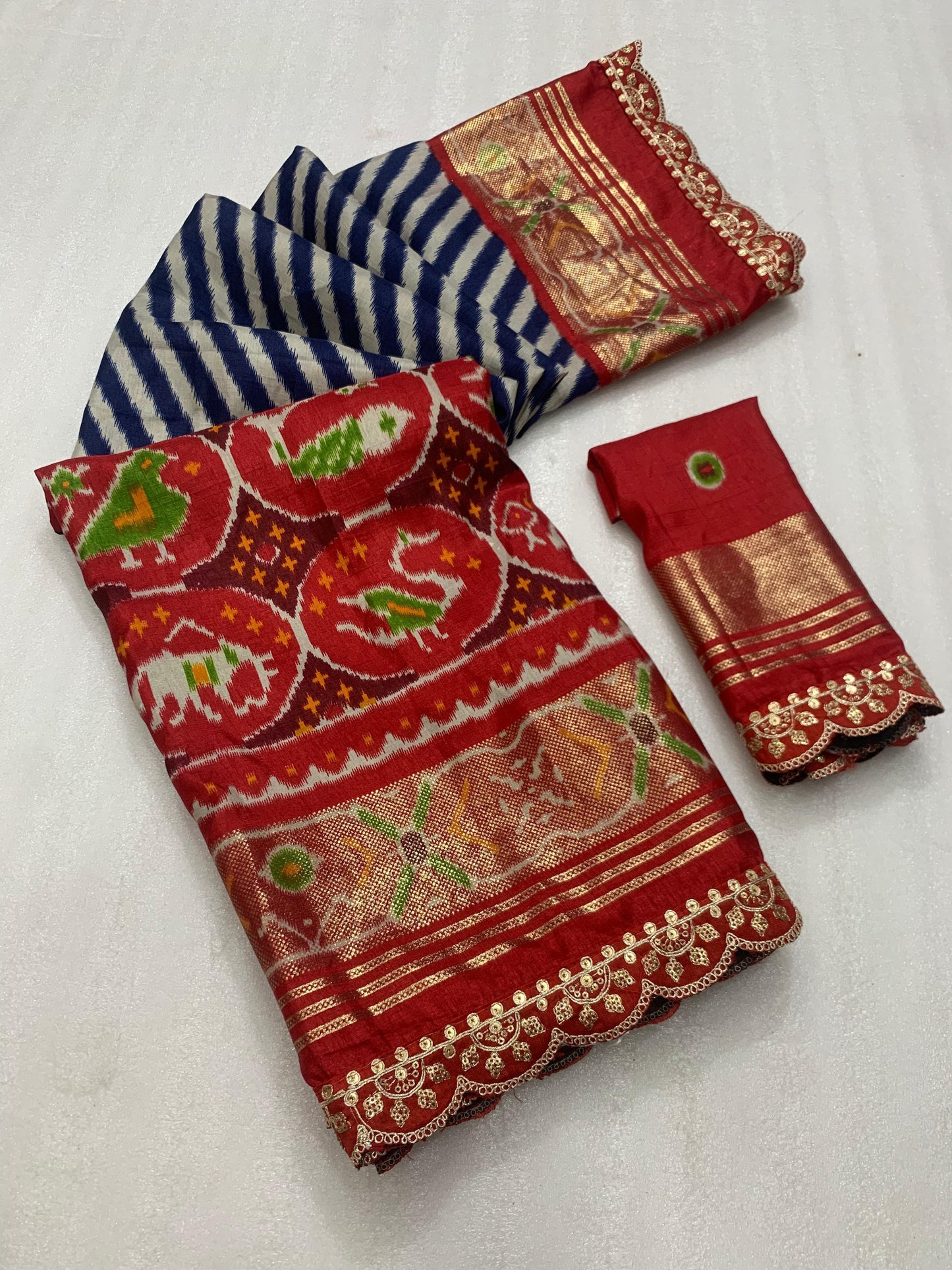 31_Ikkat Design Silk Saree