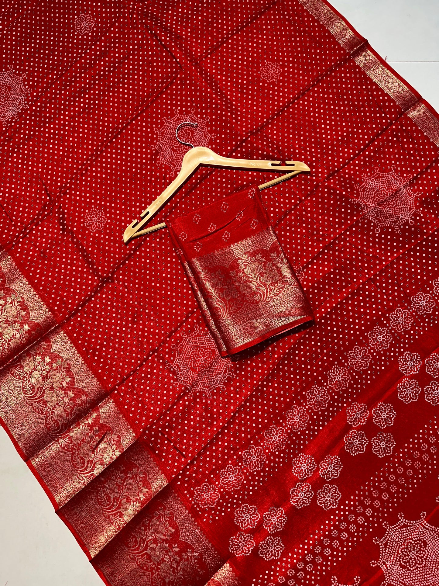 33_Super hit Dola silk crush premium saree