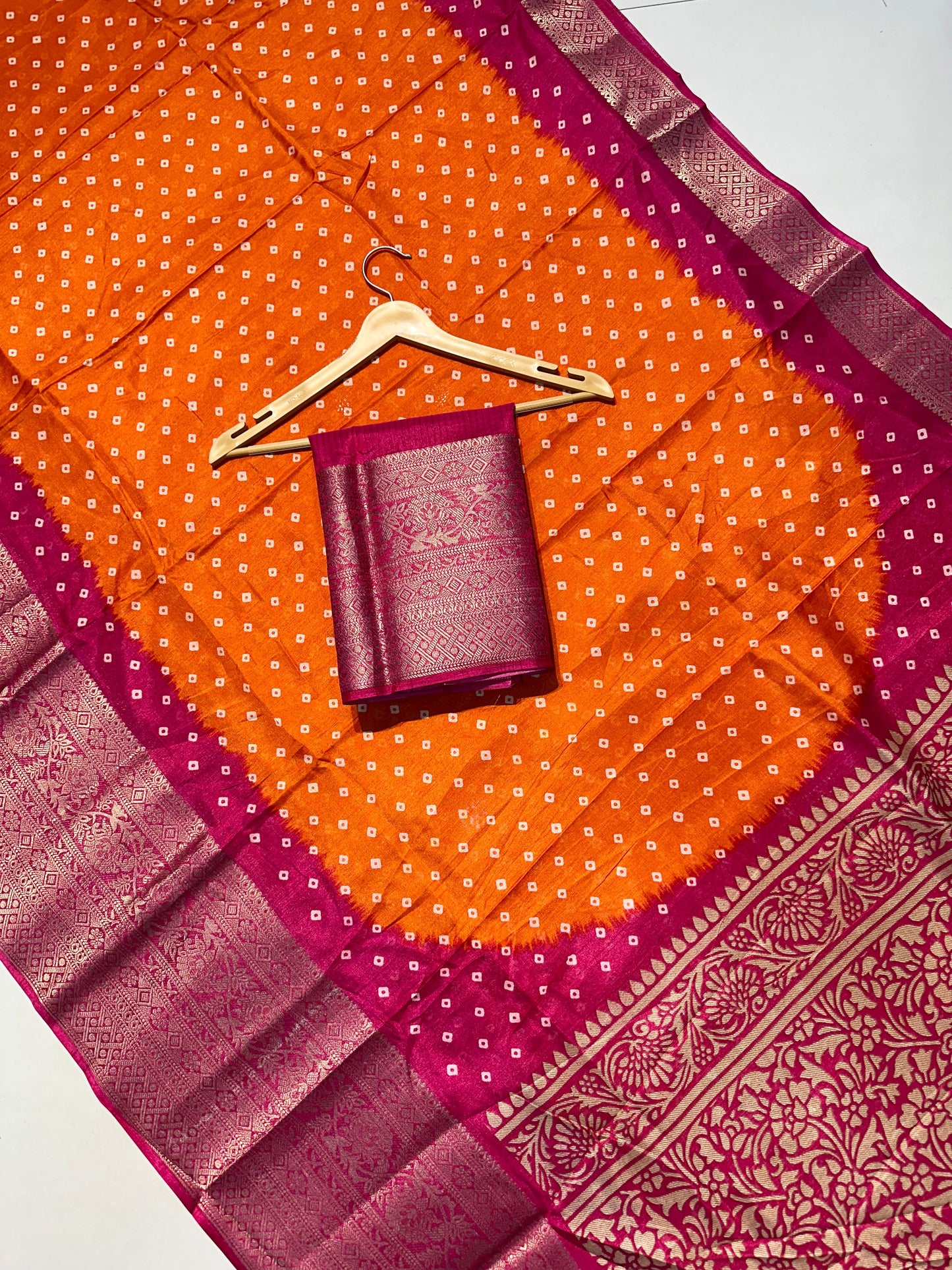 33_Super hit Dola silk crush premium saree